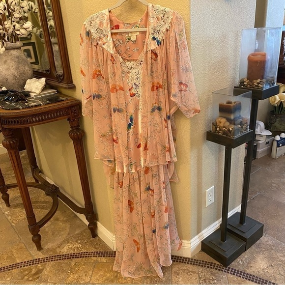 Vintage VICTORIA’S SECRET Gold Label Pink Lace Butterfly 2-Piece Robe Gown Set-S - Picture 1 of 12